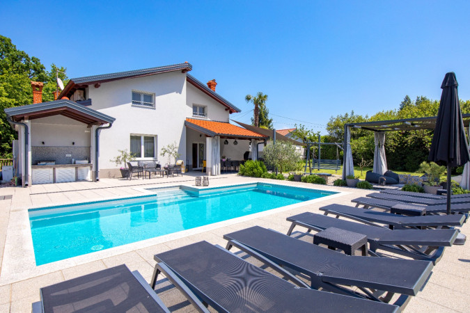 Eksterijer, Villa Su&scaron;anj - Luksuz i Elegancija, s bazenom, Kvarner Matulji