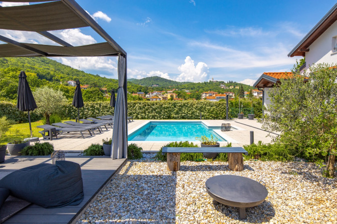 Villa Su&scaron;anj - Luksuz i Elegancija, s bazenom, Kvarner Matulji